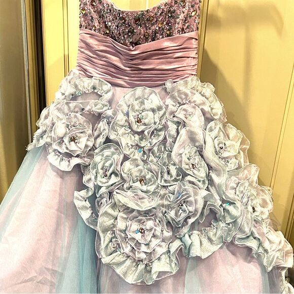 Jovani Lavender/Blue Ball Gown - Size 2 - NWT - Picture 9 of 12